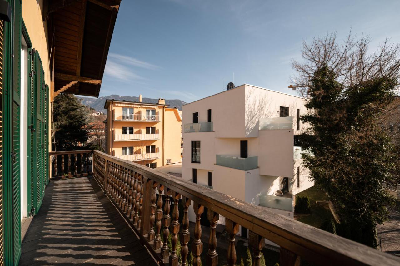 Guesthouse Diwine Merano Exteriér fotografie The balcony of the house
