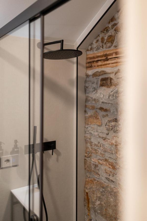 Guesthouse Diwine Merano Exteriér fotografie A door stop